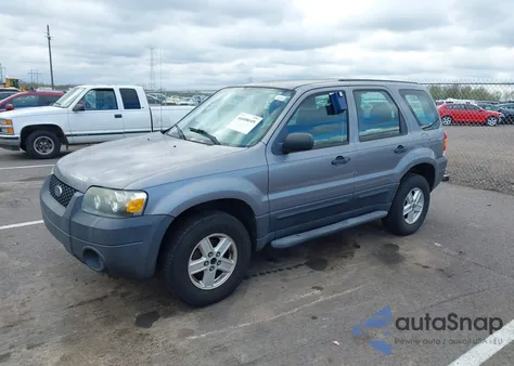 2007 Ford Escape Xls/Xls Manual z USA, uszkodzony, nr VIN 1FMYU92Z67KB78478